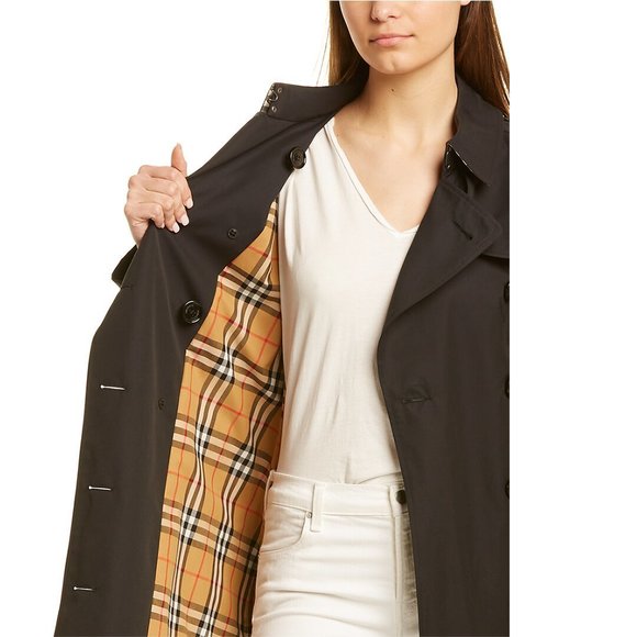 Burberry The Mid-Length Heritage Trench Coat - Picture 3 of 5
